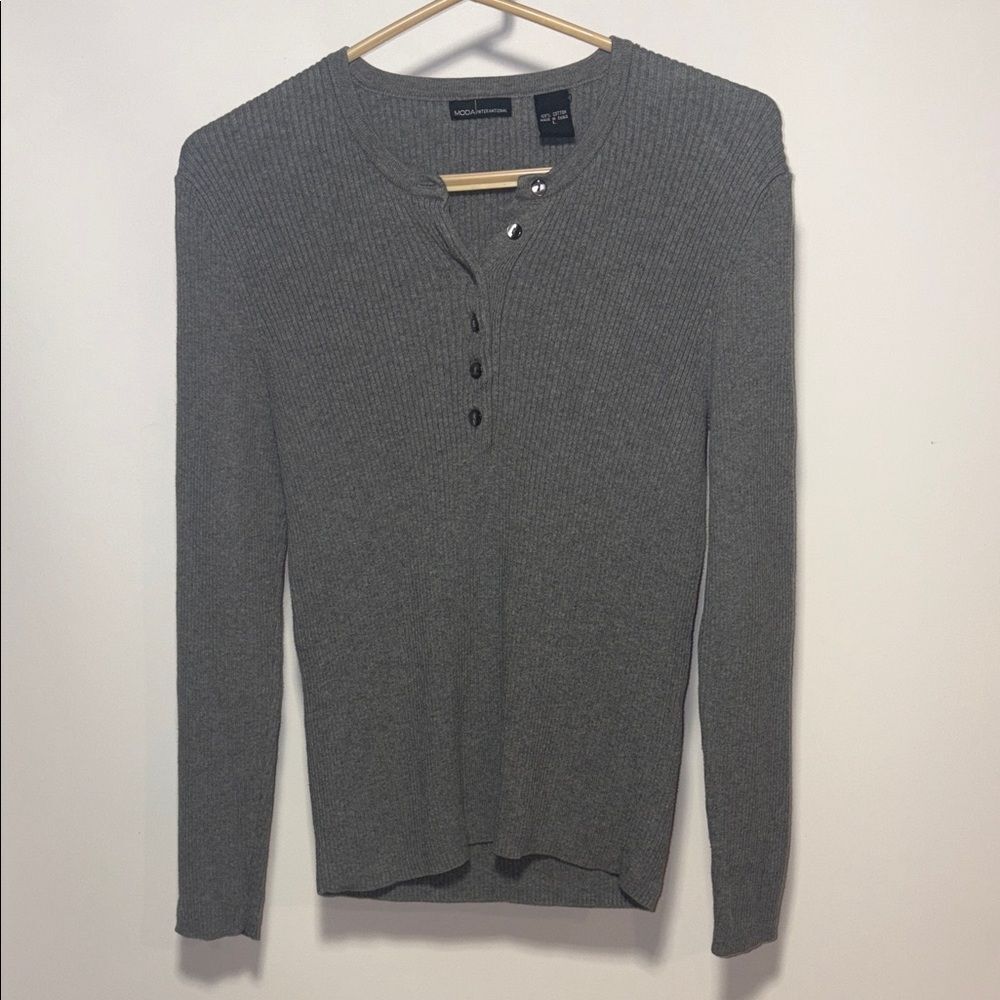 Moda International Gray Ribbed Henley Top